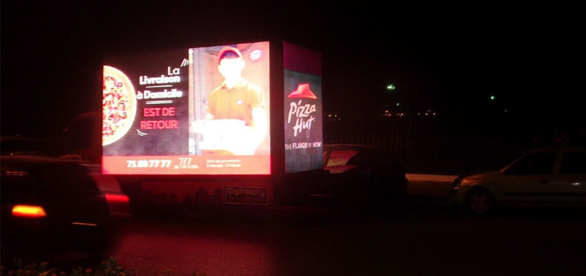 Affichage camion mobile Pizza Hut